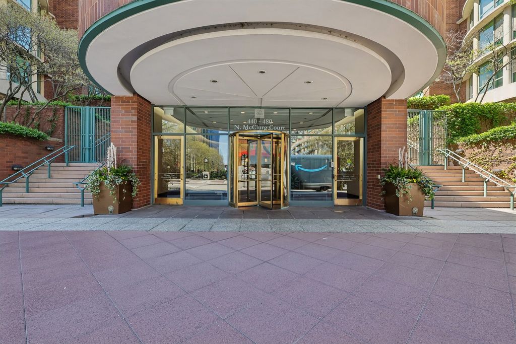 Image 23 of property listing at 440 N McClurg Court 607, Chicago, IL 60611