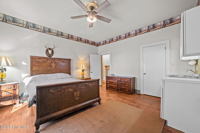 3298 Yankee Hall Road, Greenville, NC 27834