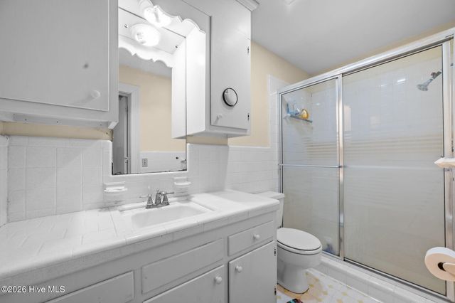 3298 Yankee Hall Road, Greenville, NC 27834