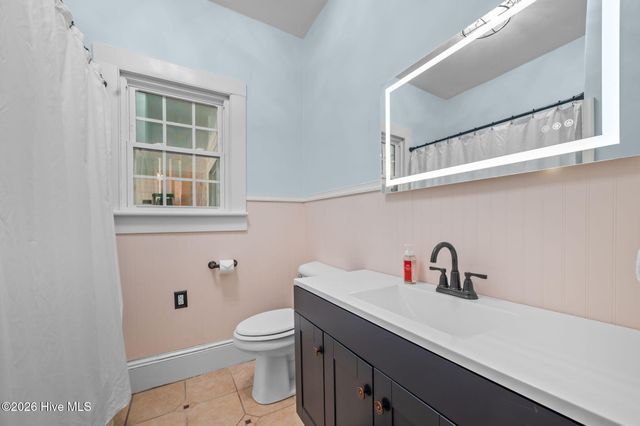 3298 Yankee Hall Road, Greenville, NC 27834