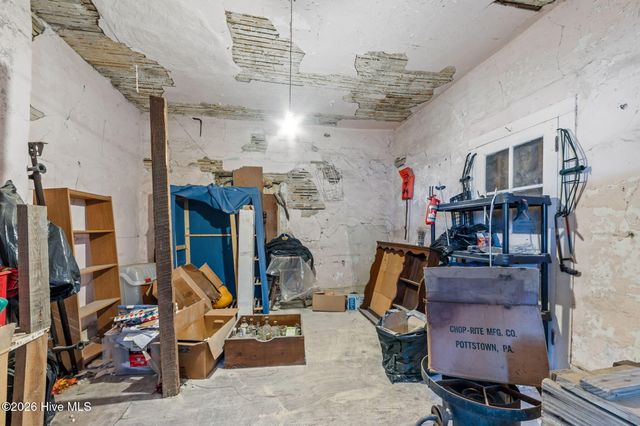 3298 Yankee Hall Road, Greenville, NC 27834