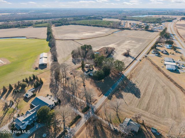 3298 Yankee Hall Road, Greenville, NC 27834