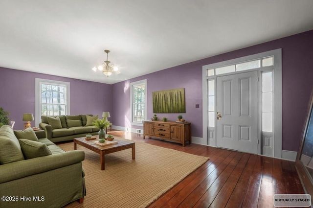 3298 Yankee Hall Road, Greenville, NC 27834