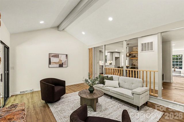 319 Kingsley Drive, Charlotte, NC 28270