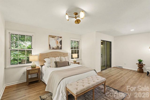 319 Kingsley Drive, Charlotte, NC 28270