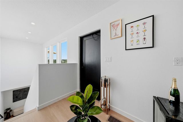 2104 4TH STREET S 3, St Petersburg, FL 33705
