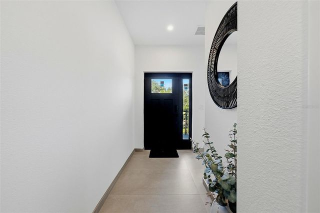 2104 4TH STREET S 3, St Petersburg, FL 33705