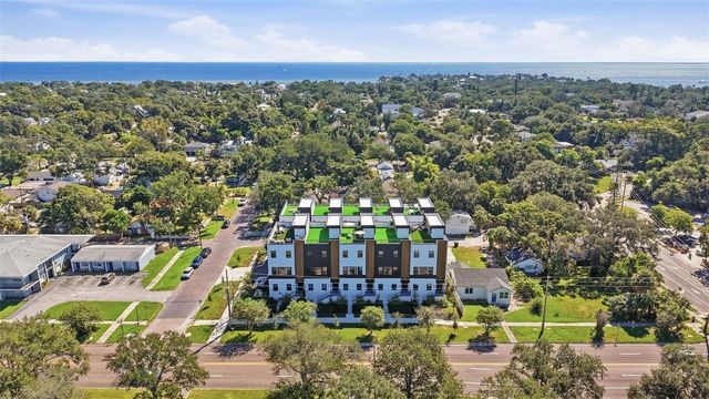 2104 4TH STREET S 3, St Petersburg, FL 33705