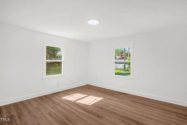 1907 Wilkins Street, Burlington, NC 27217