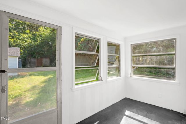 1907 Wilkins Street, Burlington, NC 27217