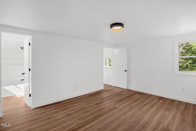 1907 Wilkins Street, Burlington, NC 27217