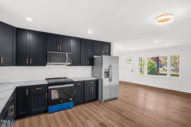 1907 Wilkins Street, Burlington, NC 27217