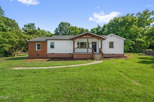 1907 Wilkins Street, Burlington, NC 27217