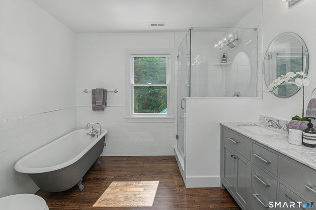 564 Barrack Hill Road, Ridgefield, CT 06877