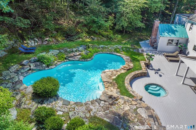 564 Barrack Hill Road, Ridgefield, CT 06877