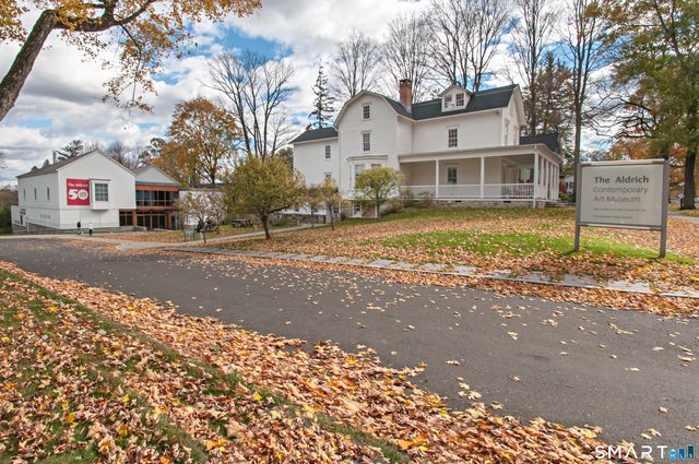 564 Barrack Hill Road, Ridgefield, CT 06877