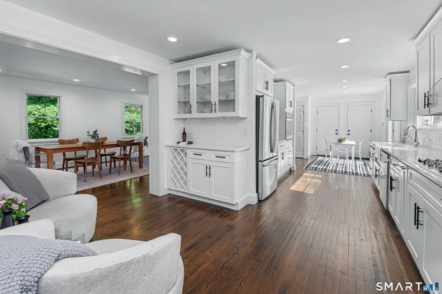564 Barrack Hill Road, Ridgefield, CT 06877