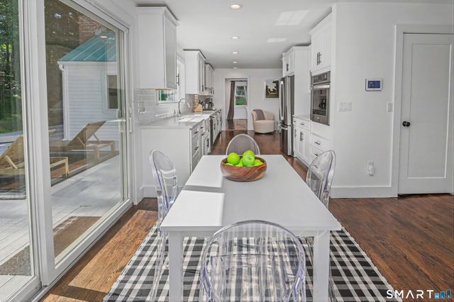 564 Barrack Hill Road, Ridgefield, CT 06877