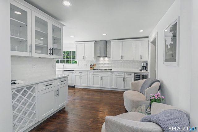 564 Barrack Hill Road, Ridgefield, CT 06877