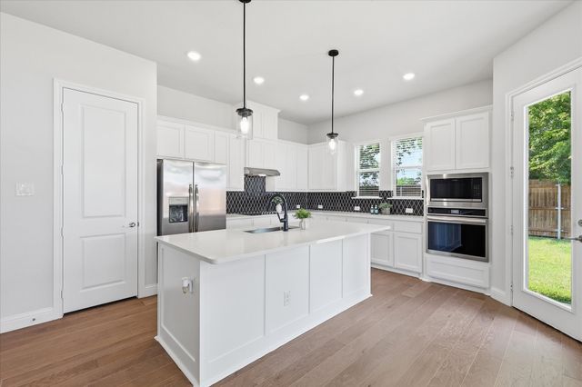 4017 Alpine Street, Midlothian, TX 76065