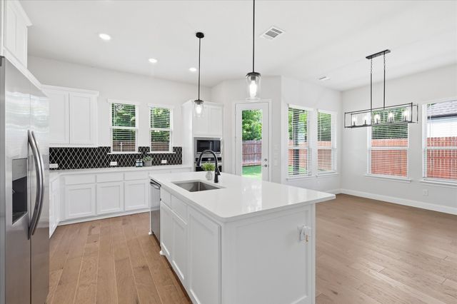 4017 Alpine Street, Midlothian, TX 76065