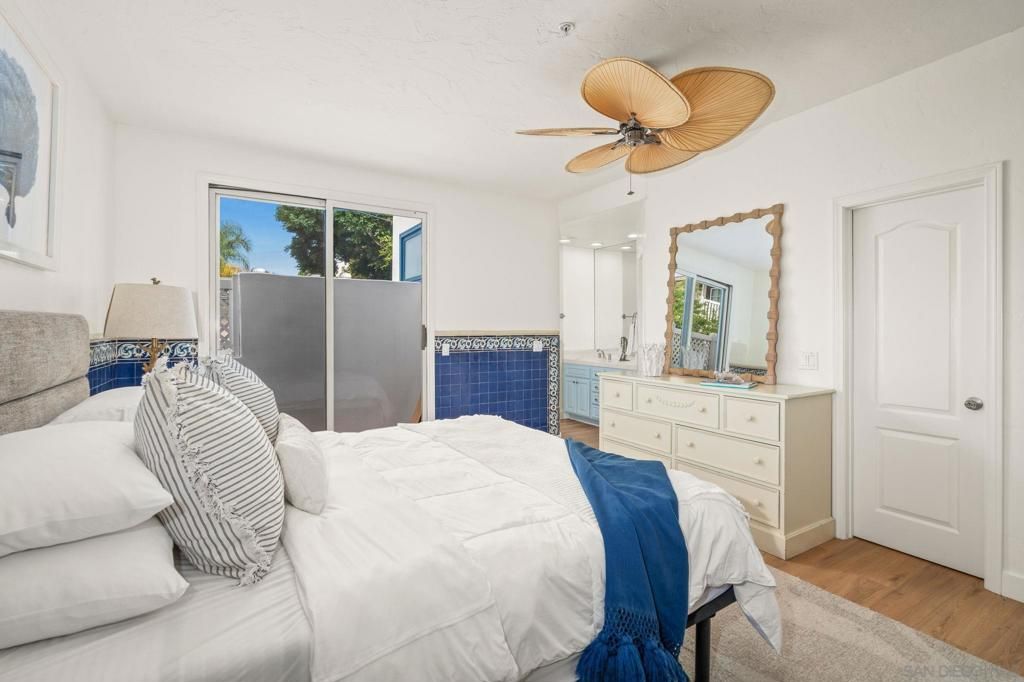 Image 26 of property listing at 5437 La Jolla Blvd, La Jolla, CA 92037