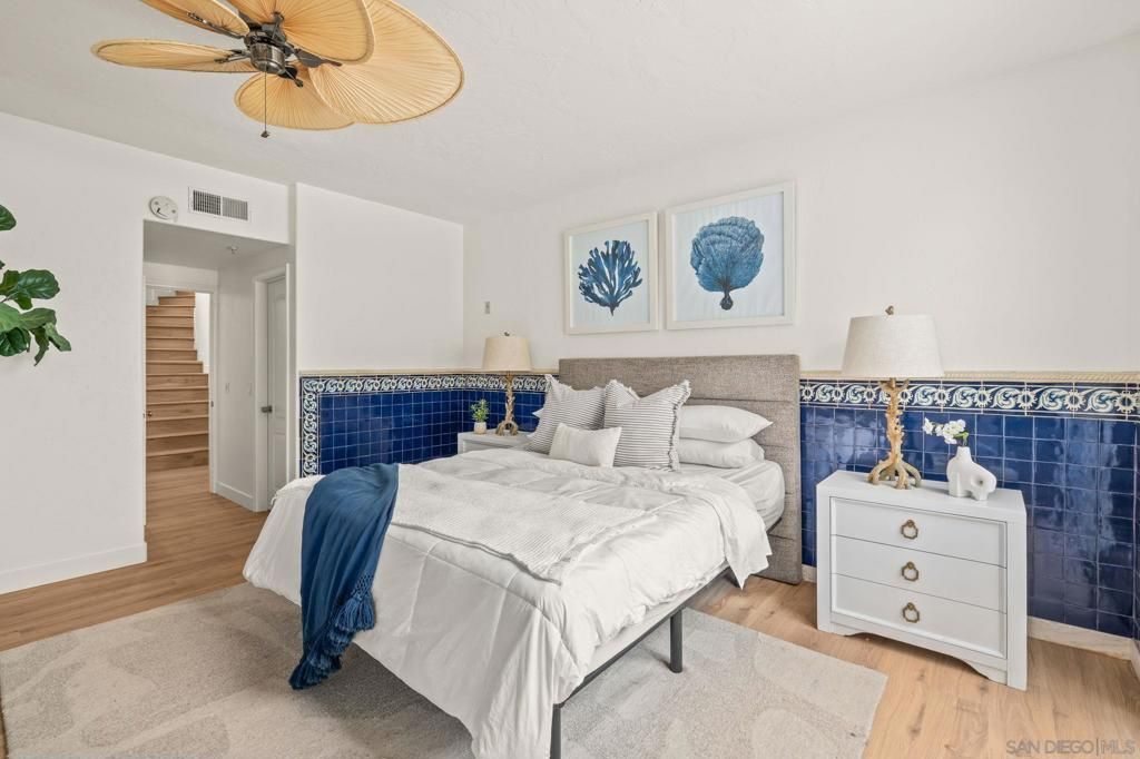 Image 27 of property listing at 5437 La Jolla Blvd, La Jolla, CA 92037