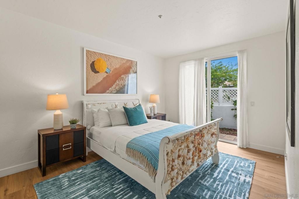 Image 31 of property listing at 5437 La Jolla Blvd, La Jolla, CA 92037