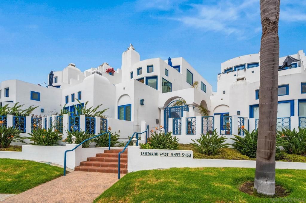 Image 43 of property listing at 5437 La Jolla Blvd, La Jolla, CA 92037