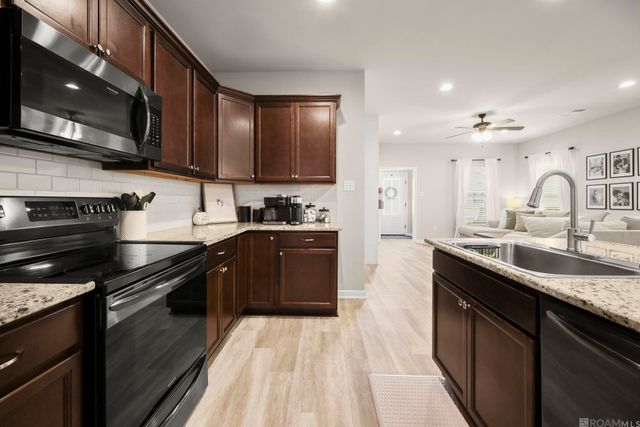 23419 Ruger Dr, Denham Springs, LA 70726