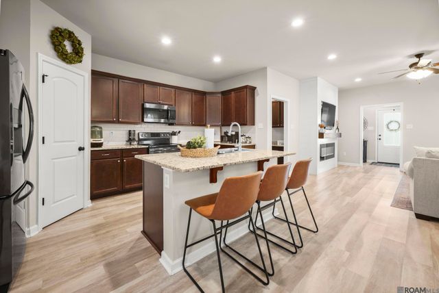 23419 Ruger Dr, Denham Springs, LA 70726