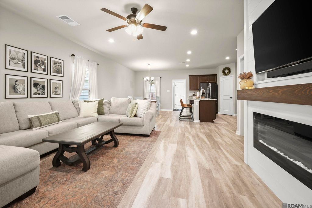 23419 Ruger Dr, Denham Springs, LA 70726