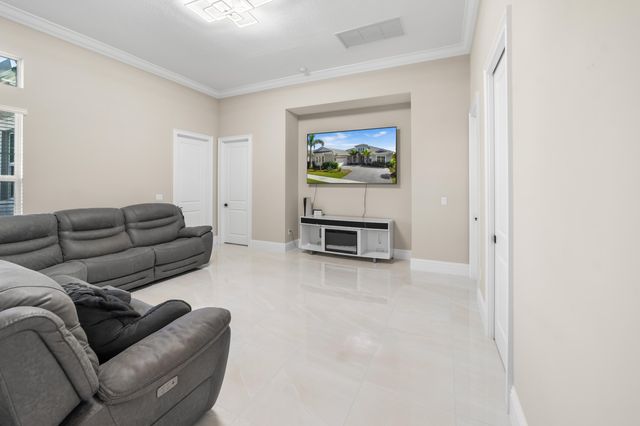 4686 Estates Circle, Westlake, FL 33470