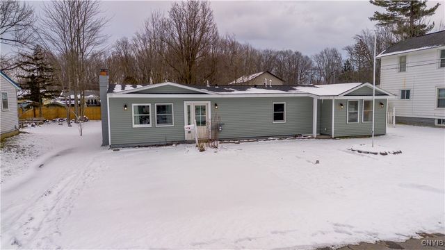 223 Esther Street, Manlius, NY 13116