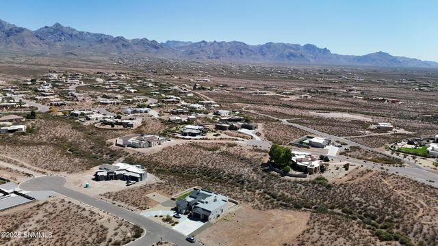 8675 Mystic View Court, Las Cruces, NM 88011