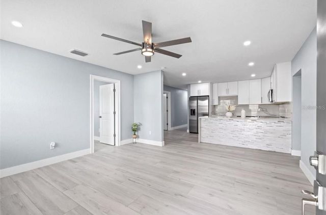 817 W BOUGAINVILLEA AVENUE, Tampa, FL 33612