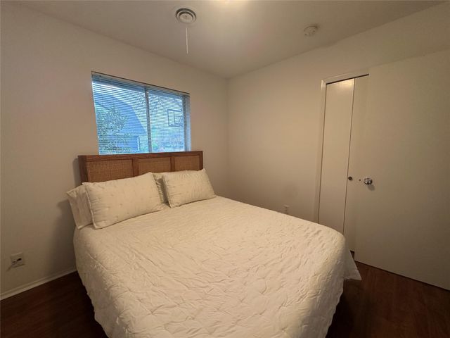 1908 Pompton Dr DR, Austin, TX 78757