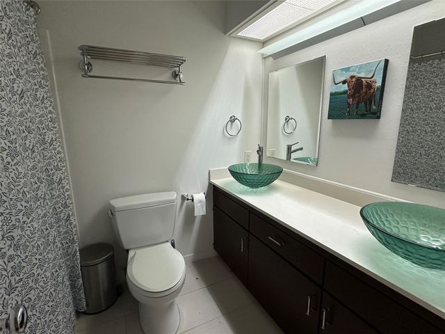 1908 Pompton Dr DR, Austin, TX 78757