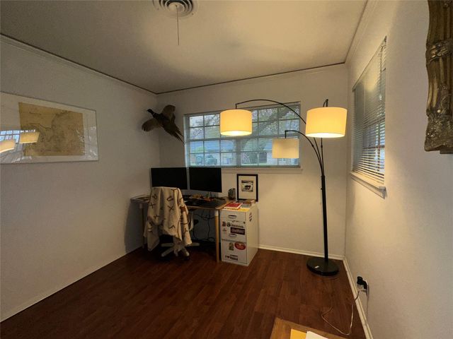 1908 Pompton Dr DR, Austin, TX 78757