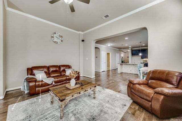 8127 Lovela, San Antonio, TX 78254