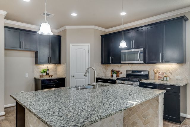 8127 Lovela, San Antonio, TX 78254