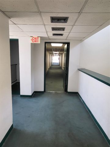 2818 S Bartell Drive 312, Houston, TX 77054