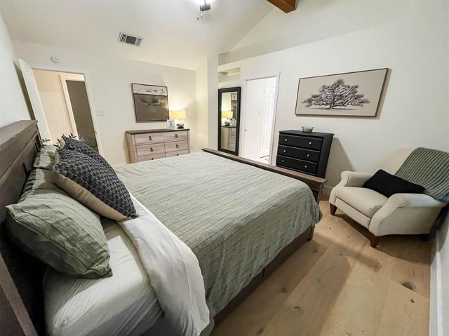 1701 Woodwind LN, Austin, TX 78758