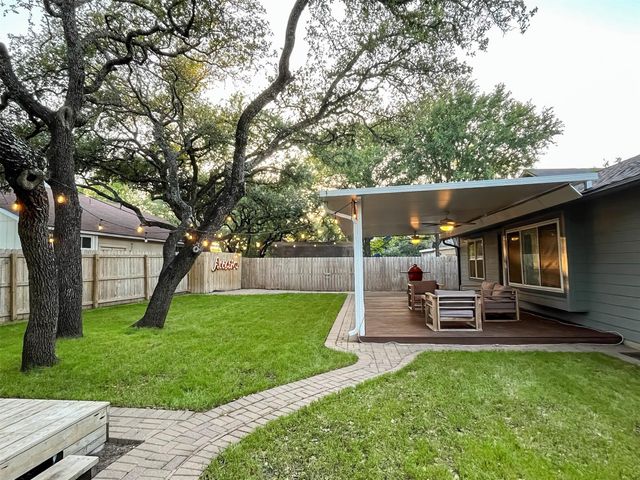 1701 Woodwind LN, Austin, TX 78758