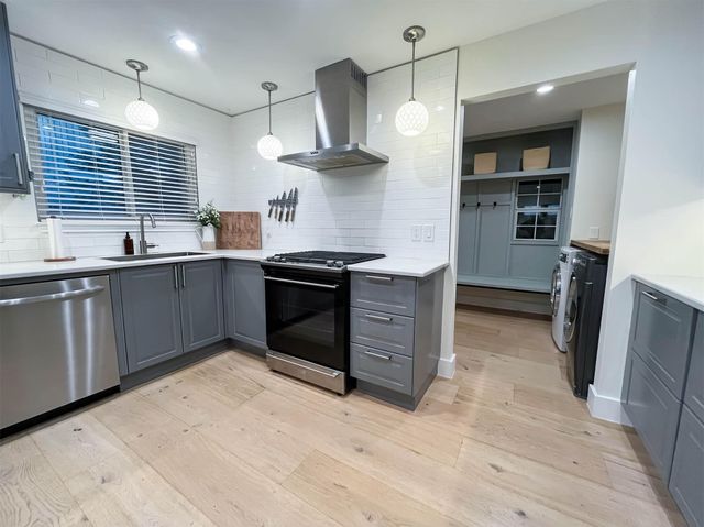 1701 Woodwind LN, Austin, TX 78758