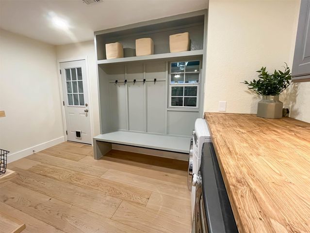 1701 Woodwind LN, Austin, TX 78758