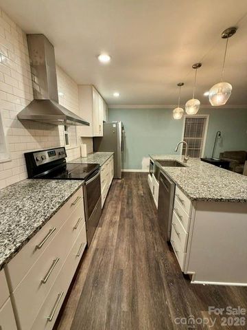 4632 Lynwood Road, Sherrills Ford, NC 28673