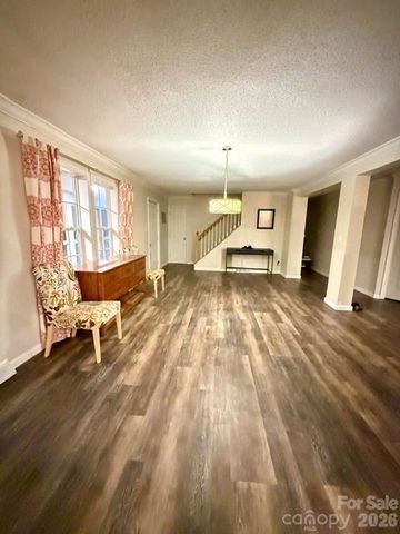 4632 Lynwood Road, Sherrills Ford, NC 28673