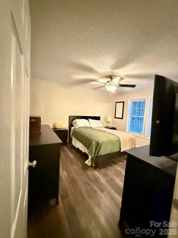 4632 Lynwood Road, Sherrills Ford, NC 28673
