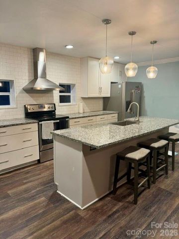 4632 Lynwood Road, Sherrills Ford, NC 28673